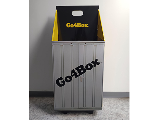 Τρόλεϊ μεταφοράς από πεπιεσμένο χαρτόνι με ροδάκια